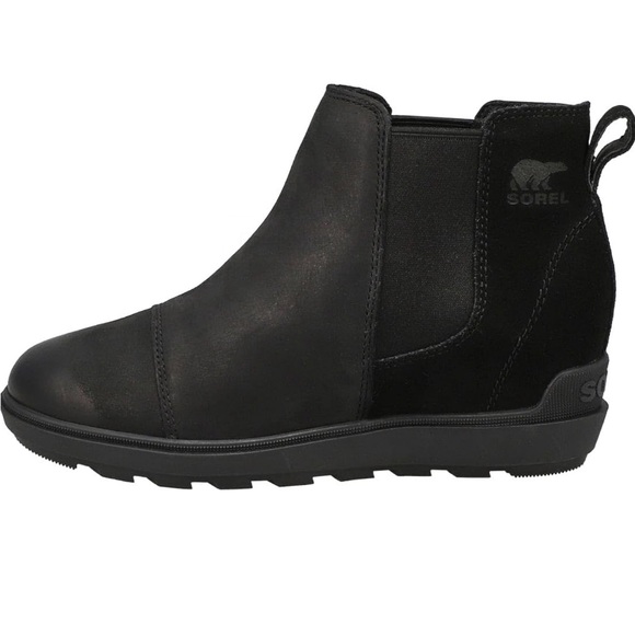 Sorel Shoes - NWT SOREL Evie II Chelsea Wedge Boot